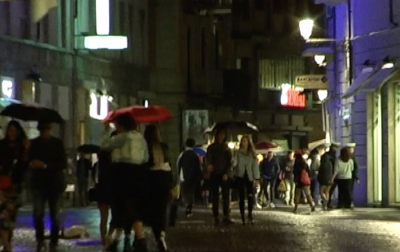 VIDEO - Notte Rosa minata dal maltempo. Le immagini della manifestazione